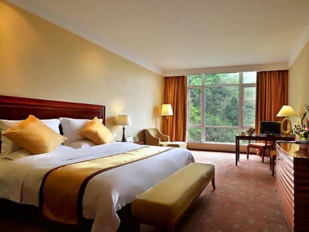 Hongzhushan Hotel Mount Emei Lösan Kültér fotó